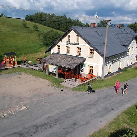 Penzion Stvanice Старе-Мєсто Екстер'єр фото